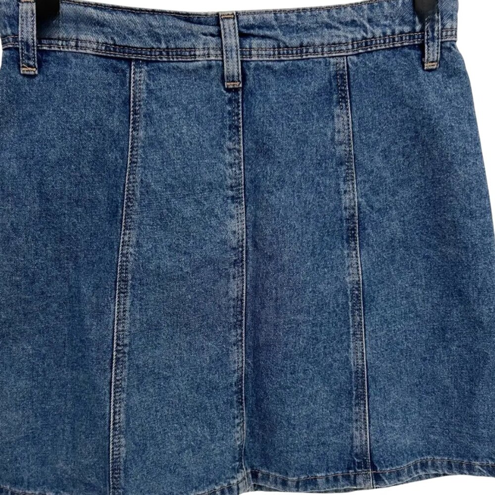 H&M DENIM SKIRT PANEL A-LINE BUTTON DOWN FRONT BLUE DENIM MINI SKIRT SIZE 10 - Picture 2 of 4